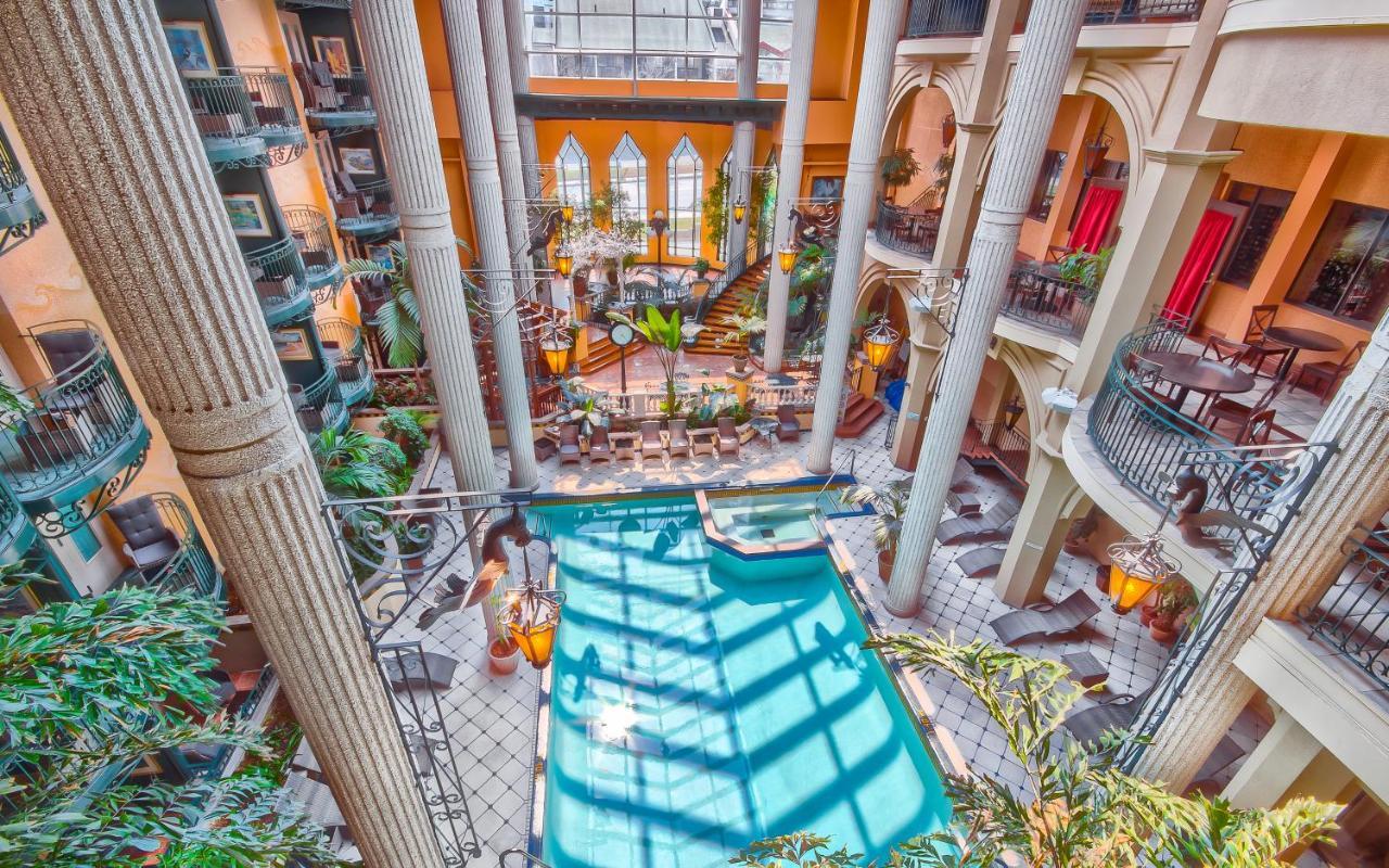 Hotel Plaza Quebec Exterior photo
